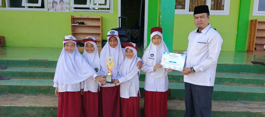Prestasi Membanggakan: MI IT Generasi Rabbani Raih Juara 2 Lomba Tari Kreasi Tingkat SD/MI Se-Kota Bengkulu